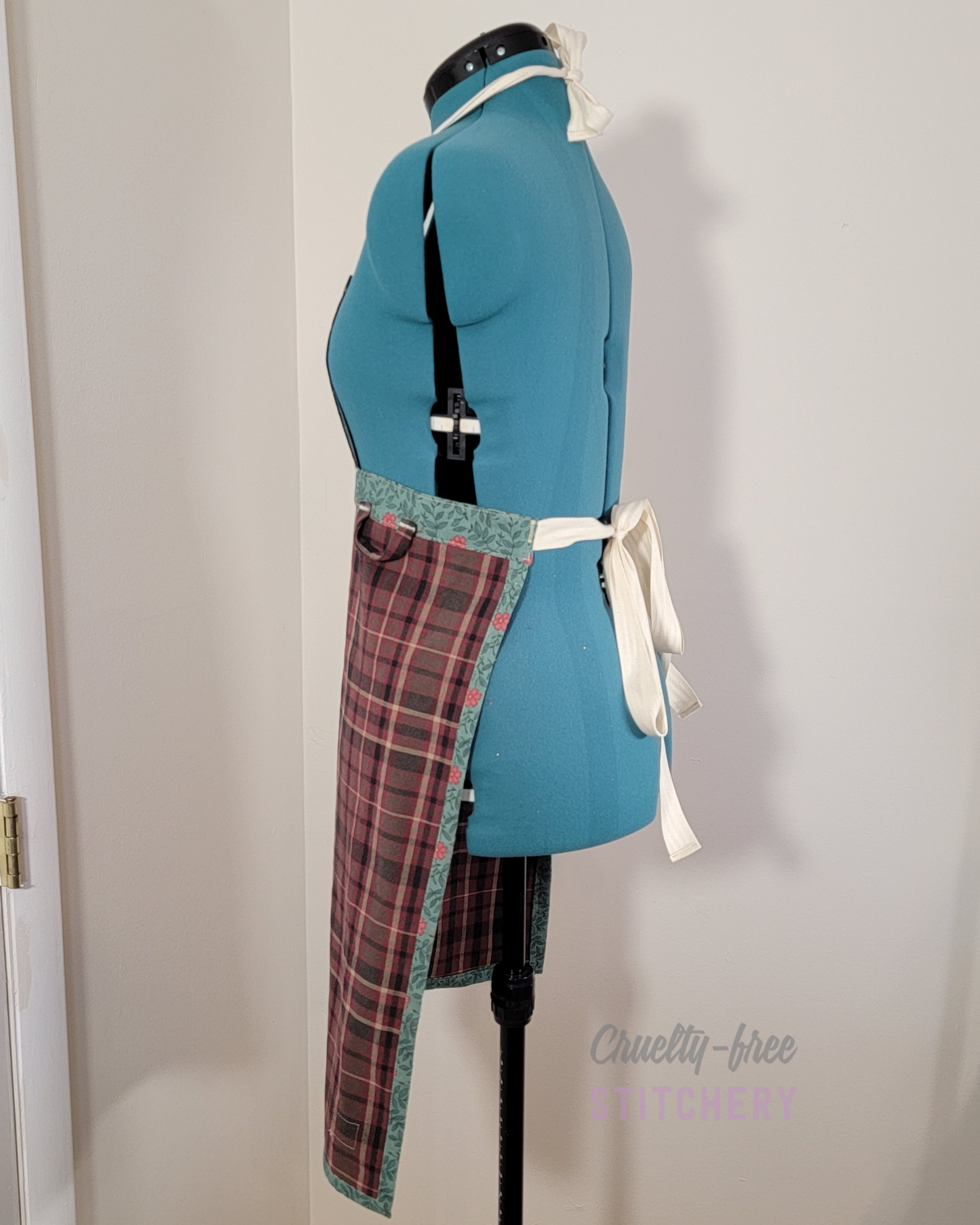Dark Red Plaid Straight Front Apron (XS-M)