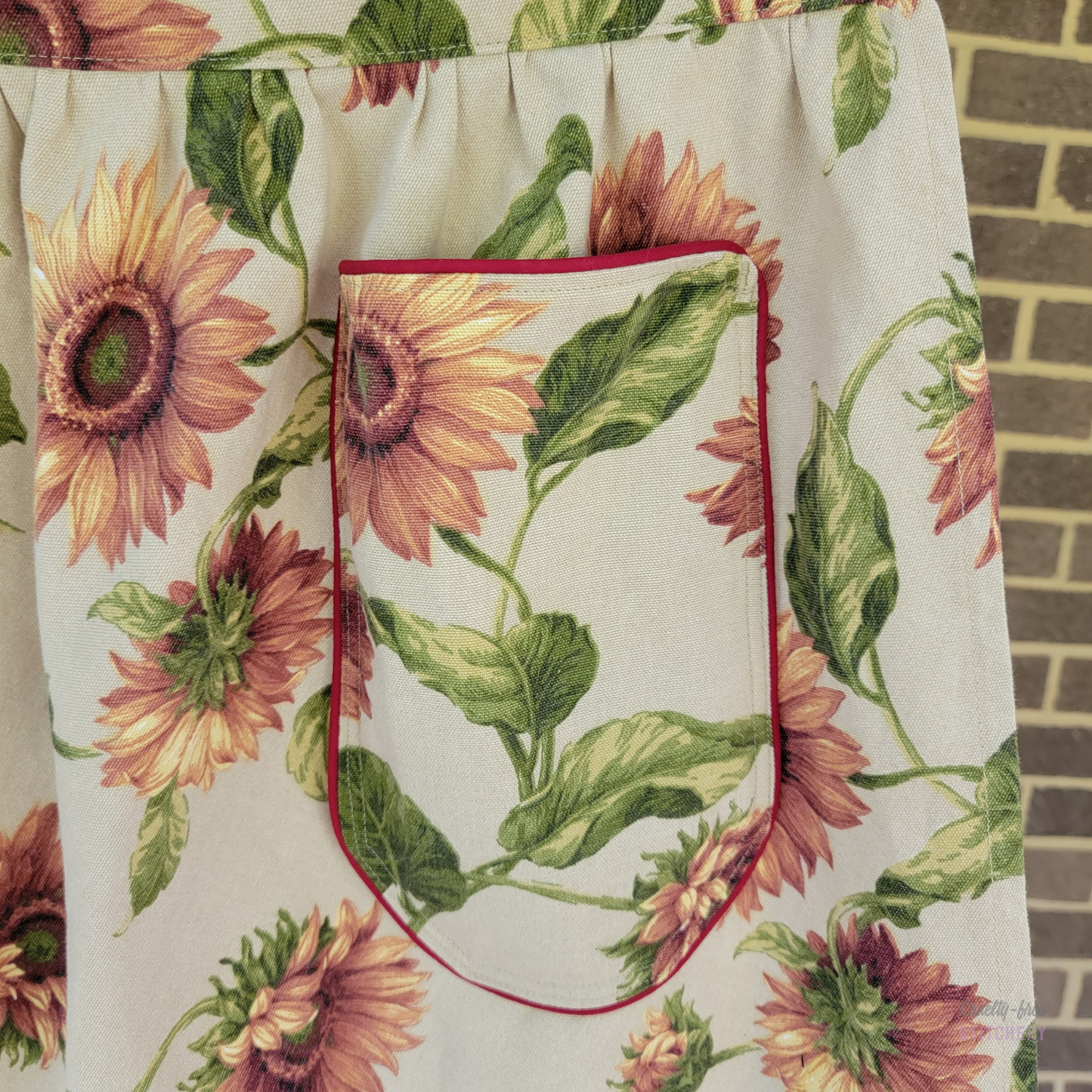 Sunflower Pinafore Apron - Red Piping (XS-M)