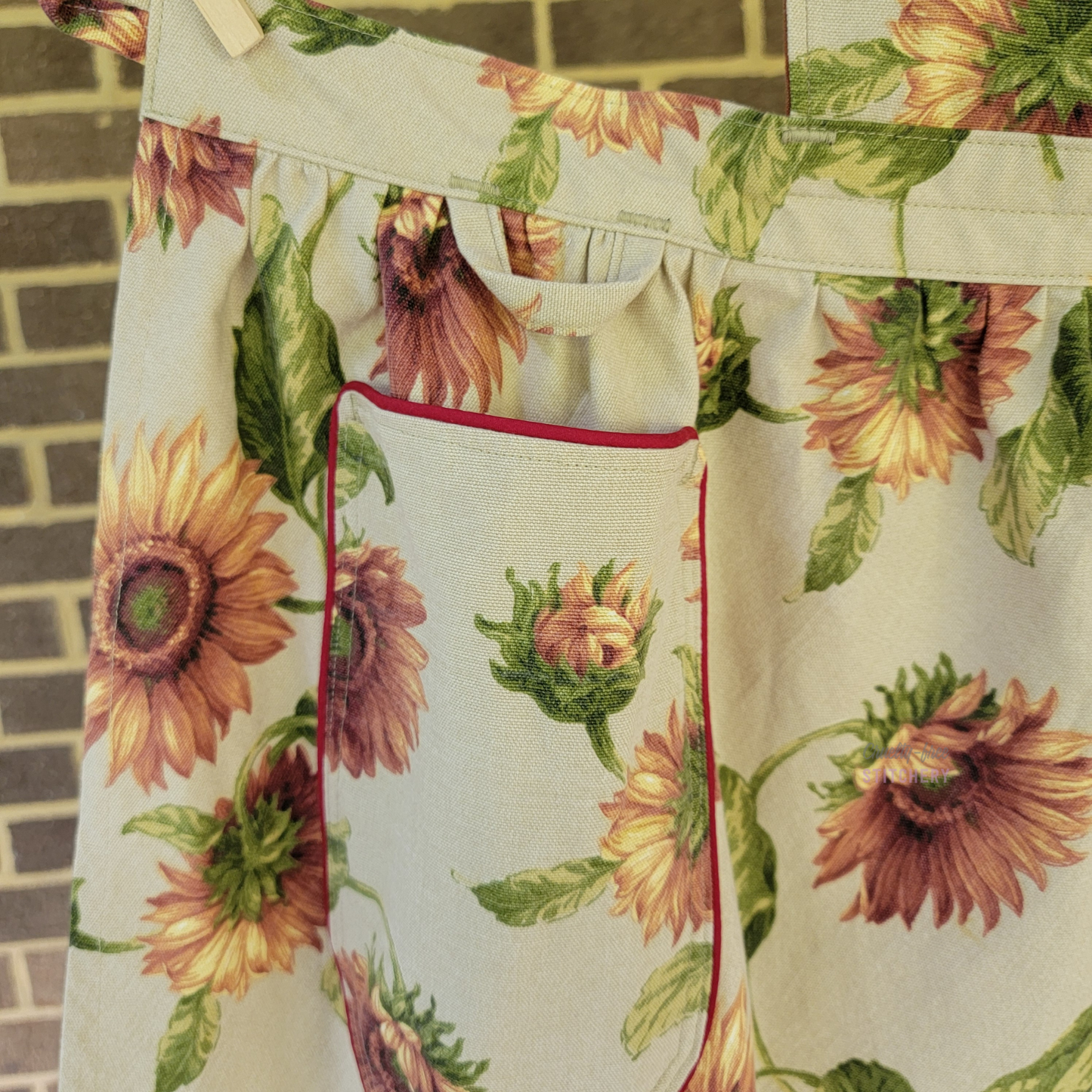 Sunflower Pinafore Apron - Red Piping (XS-M)