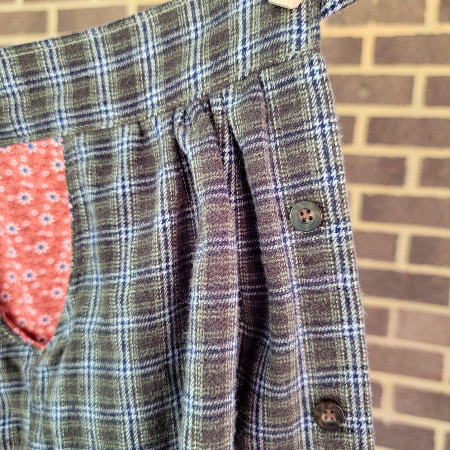 Olive Plaid Pit Pocket Pinafore Apron (S-L)