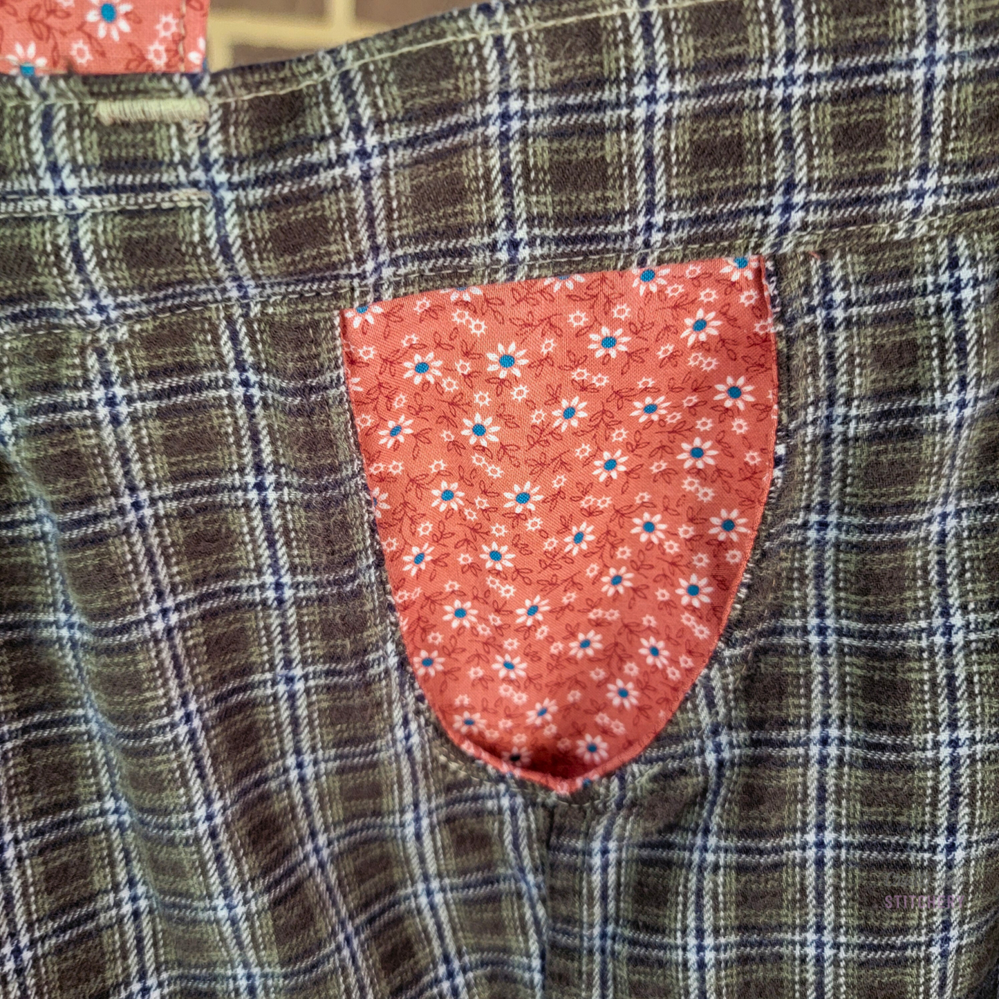 Olive Plaid Pit Pocket Pinafore Apron (S-L)