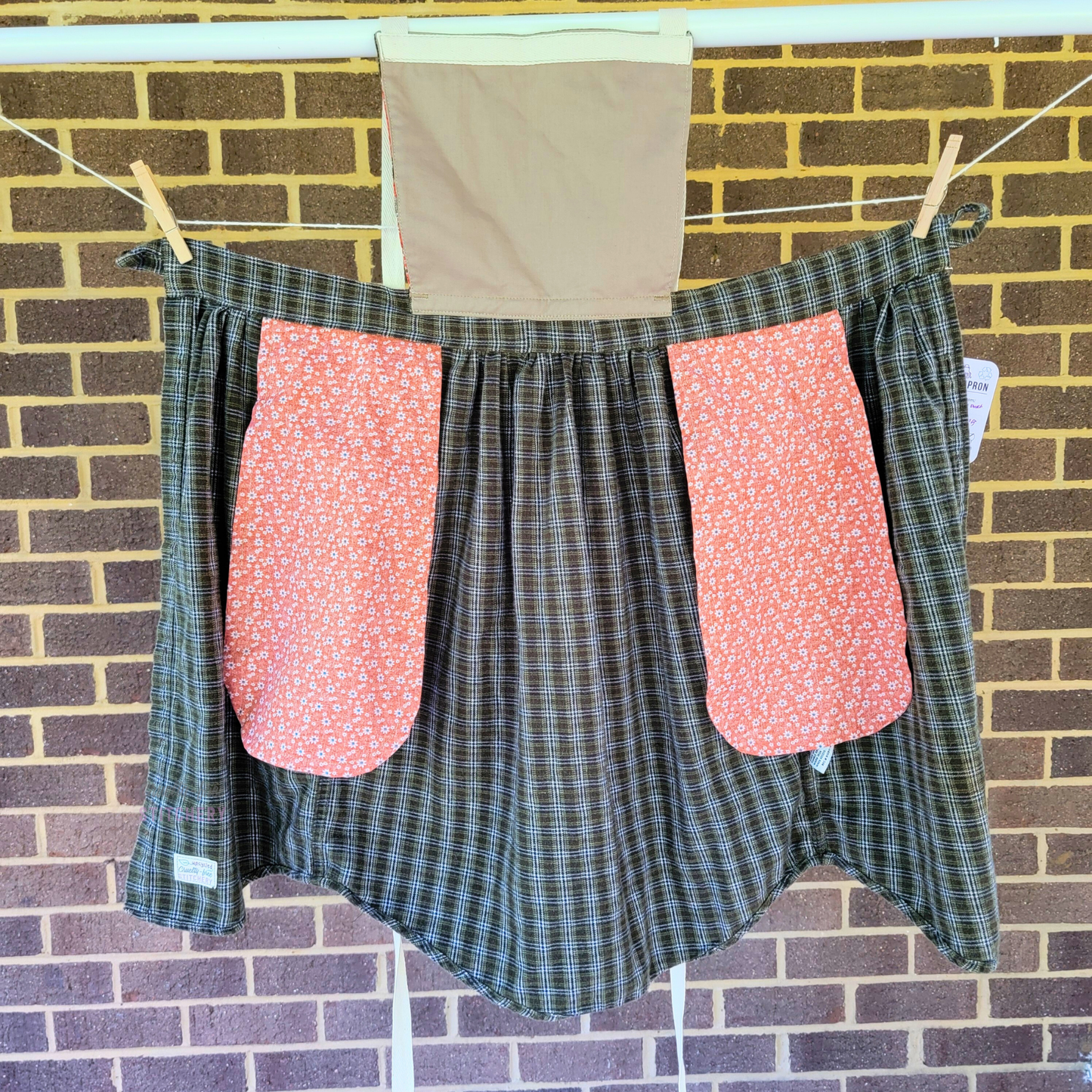 Olive Plaid Pit Pocket Pinafore Apron (S-L)