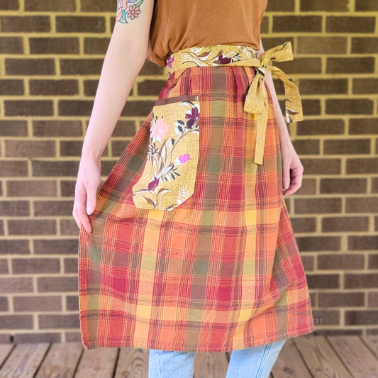 Autumn Plaid Yellow Ties Half Apron (M-XL)