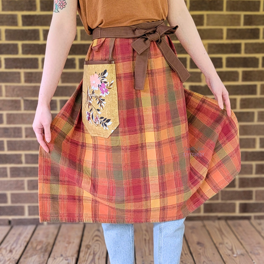 Autumn Plaid Brown Ties Half Apron (M-XL)
