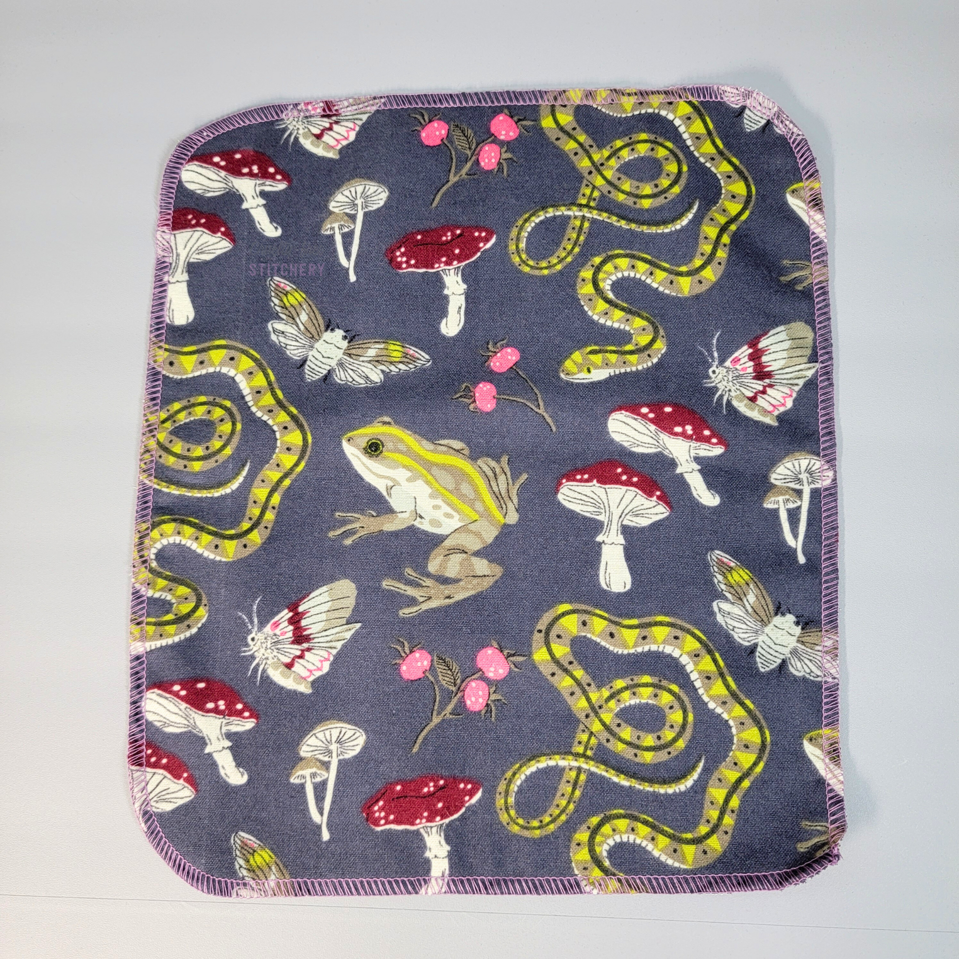 Full photo of one NonPaper Towel. The placement of the design may vary because of the large print on the fabric.